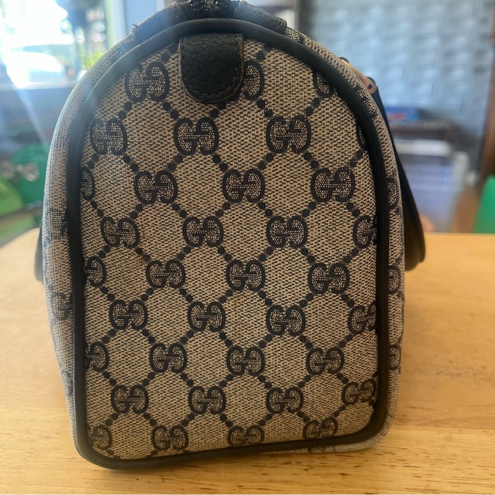 PRICE DROP!!! Authentic Vintage Gucci Boston Bag - Picture 4 of 12